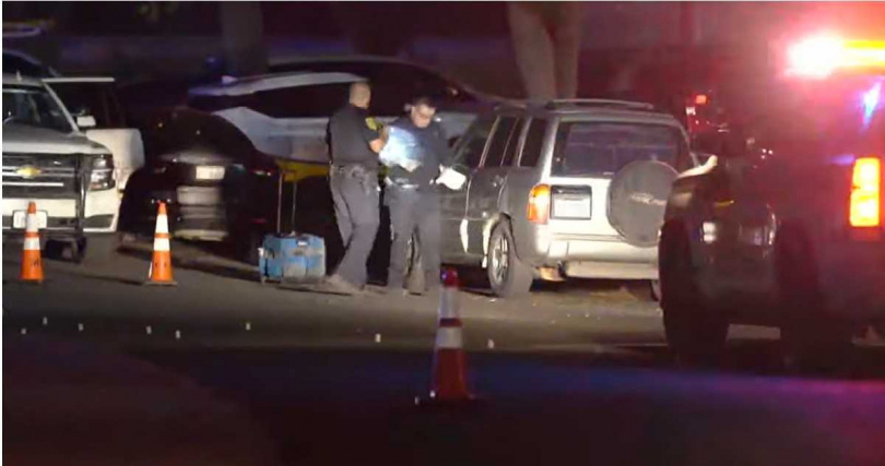 美國德州發生兩名青少年開車對民宅掃射上百發子彈的案件，這起槍擊事件也導致無辜民眾1死1傷。（圖／翻攝自KENS 5: Your San Antonio News Source，下同）
