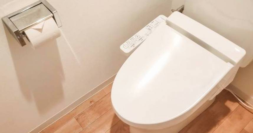 女網友家中的廁所全都無法自動沖水。（示意圖／翻攝自Photo-AC）