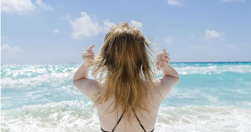 英國少女在希臘海灘慘遭中東男子輪姦。（示意圖／Piqsels）