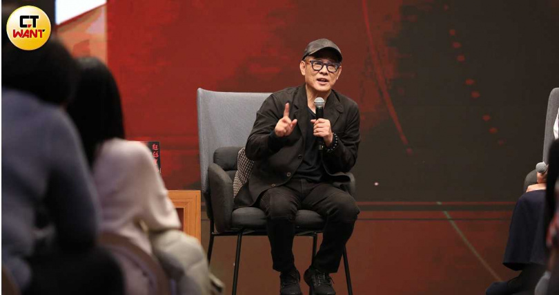 60歲的國際巨星李連杰現身台北宣傳新書。（圖／侯世駿攝）